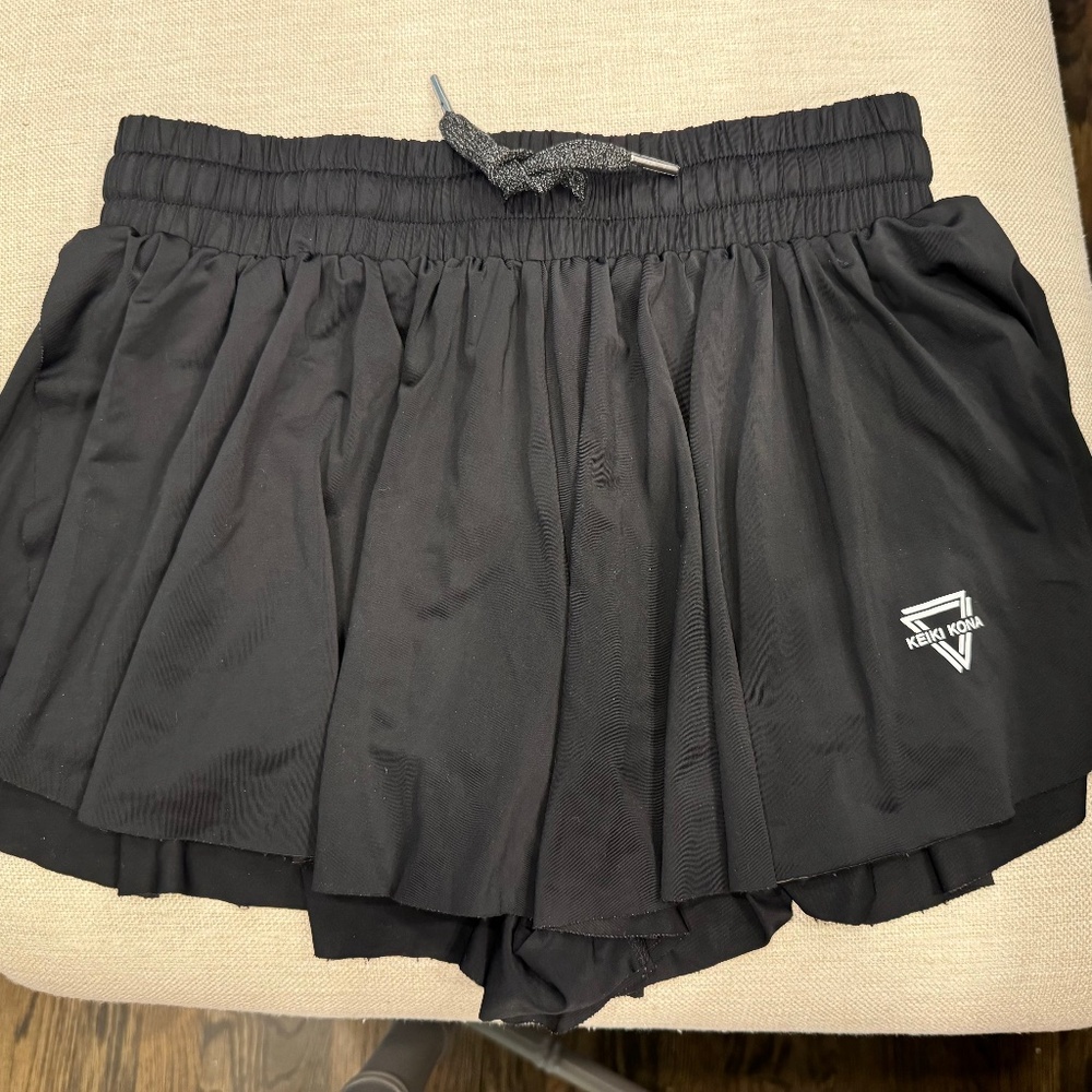 Keiki Kona 2-in-1 Flowy Fitness Shorts - Black - Medium